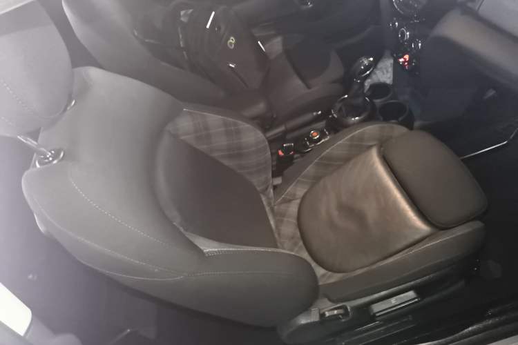 Used MINI MINI 2016 1.5T COOPER
