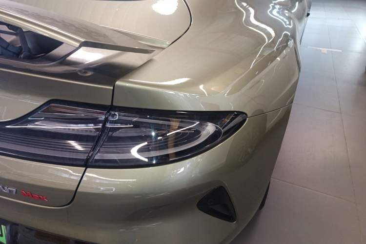 Used  SU7 2024 Four-Wheel Drive Ultra-Long Range Advanced Intelligent Driving Max Edition
