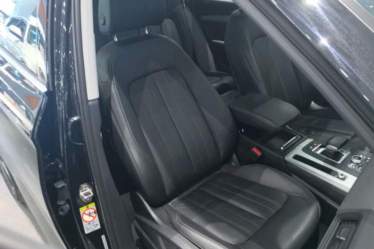 Used Audi Q5L 2020 Updated 40 TFSI Prestige Fashion Edition
