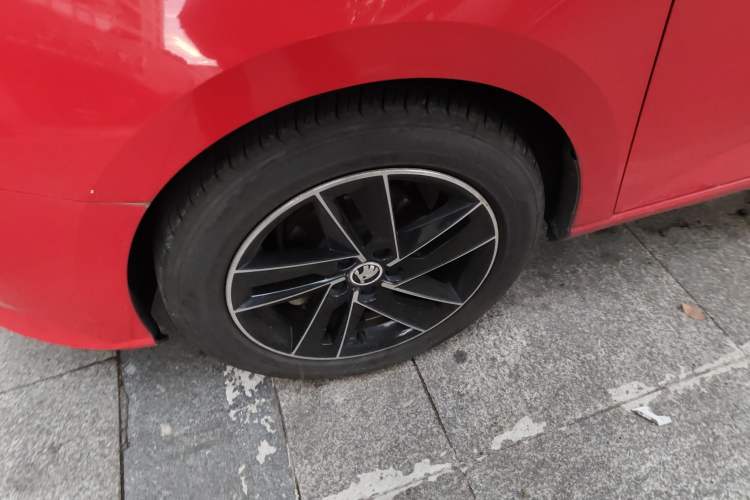 Used Skoda Fabia 2015 1.6L Automatic Sport Edition
