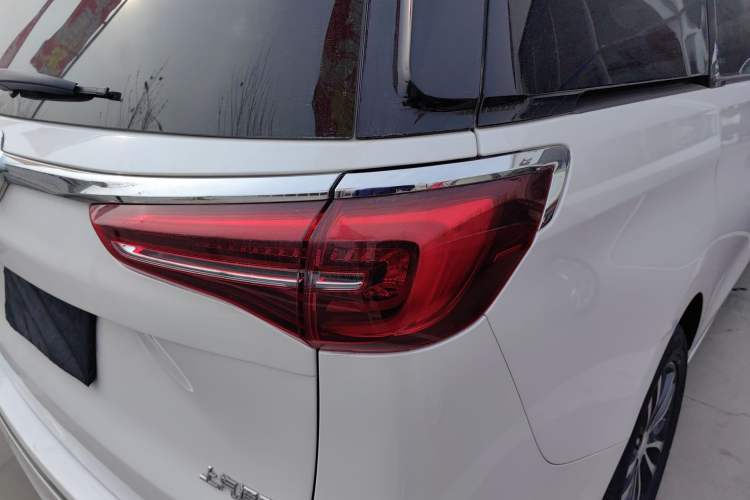 Used Buick GL8 2021 ES Land Cruiser 653T Luxury Edition
