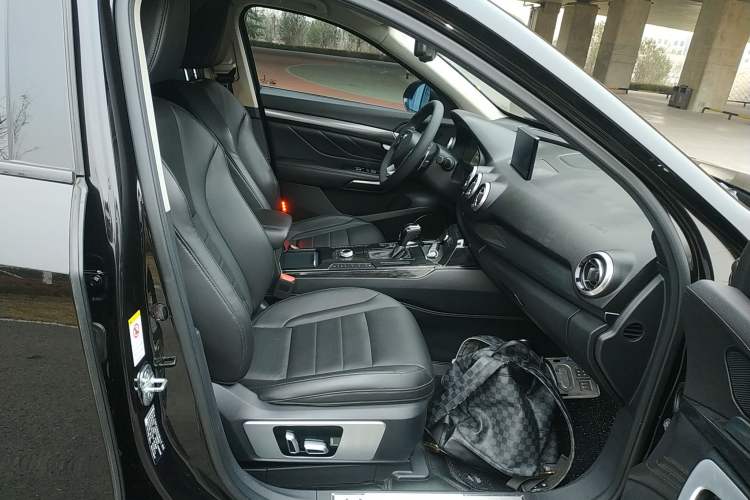 Used Wey VV7 2017 2.0T Luxury Model
