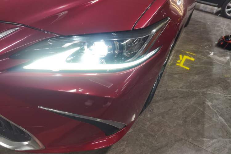 Used Lexus ES 2018 200 Excellence Edition China V Standard
