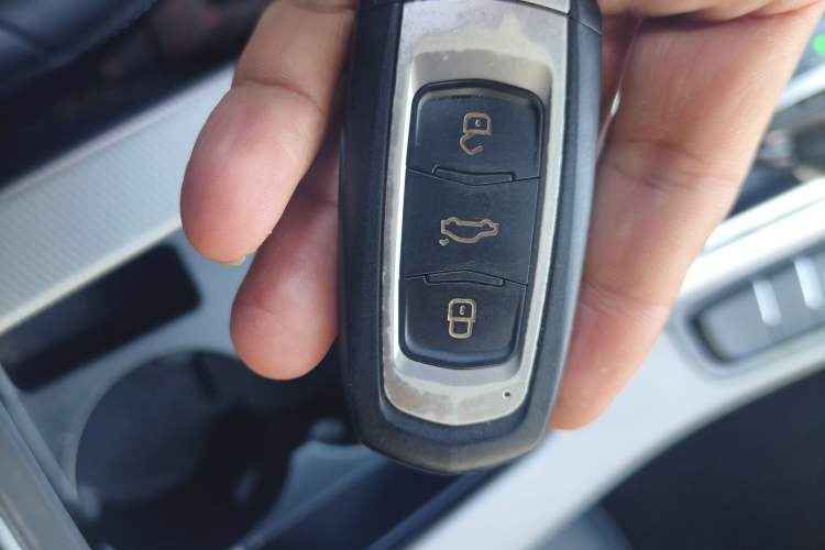 Used Geely Auto Emgrand GL 2018 1.8L DCT Elite Smart Connectivity Version
