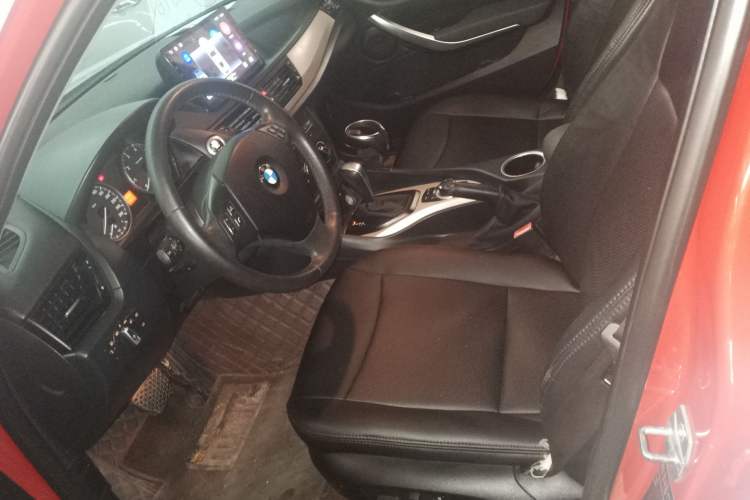 Used BMW X1 2013 sDrive18i Fashion Model
