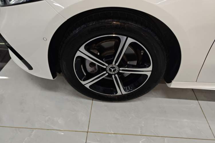 Used Mercedes-Benz A-Class 2025 A 200 L Fashion Model
