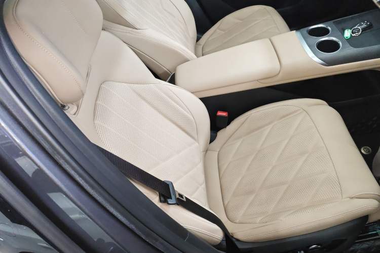 Used Changan CS75 PLUS 2025 4th Generation 1.5T New Blue Whale Smart Luxury Edition
