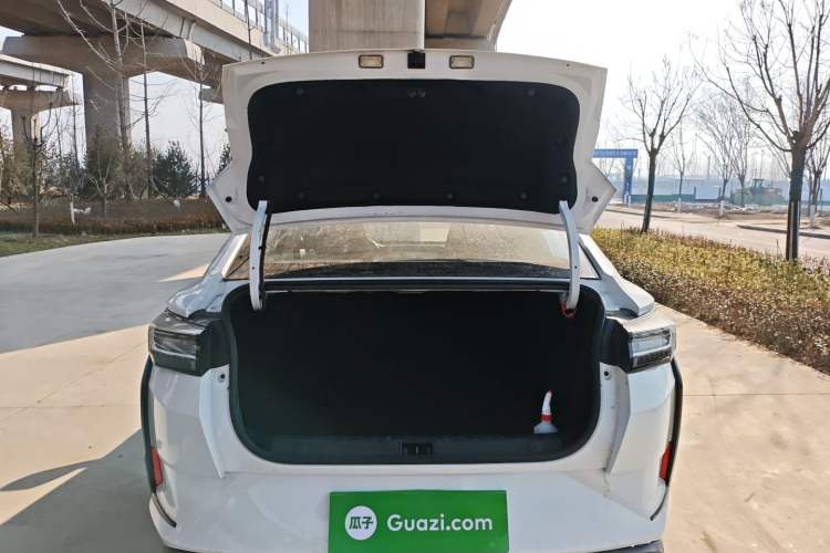 Used Dongfeng Aeolus Yixuan 2023 Mach Edition 1.5L Automatic Chasing Wind Version