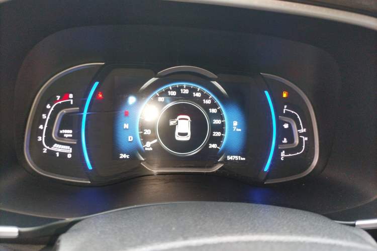 Used Hyundai Tucson 2019 280TGDi Dual-Clutch Two-Wheel Drive Fashion Edition China VI Standard
