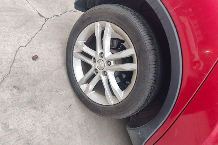 Used Changan CS35 2014 1.6L Manual Luxury Model China IV Standard