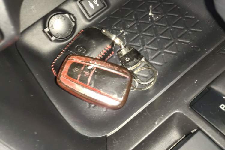 Used Toyota RAV4 2021 2.0L CVT Two-Wheel Drive Fashion Edition