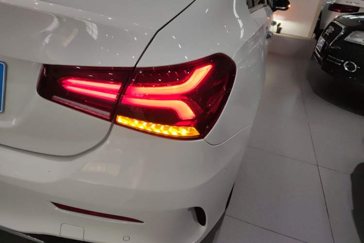 Used Mercedes-Benz A-Class 2022 Second Facelift A 200 L Sport Sedan Fashion Version