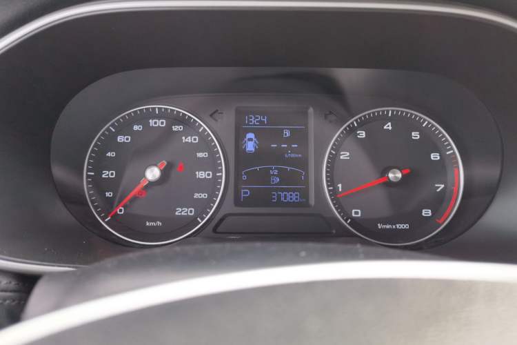 Used Roewe RX3 2020 1.6L CVT 4G Connected Ultra-Fun Elite Edition
