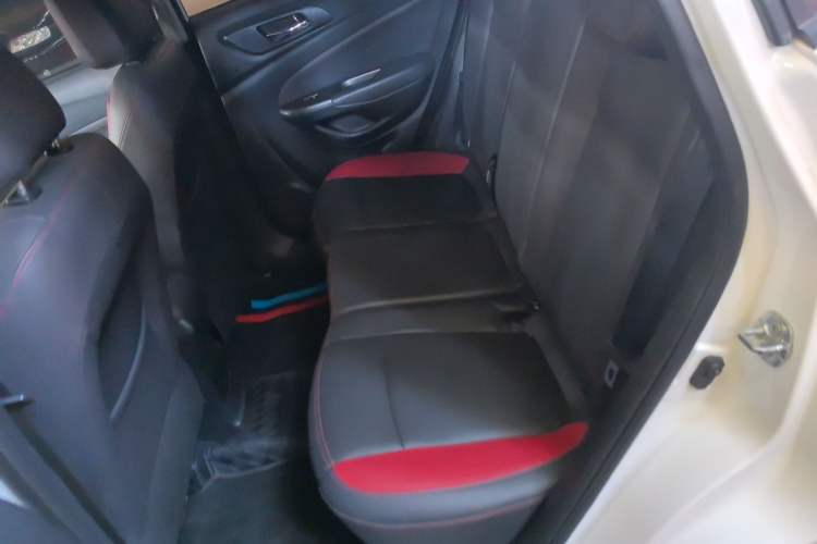 Used Changan CS15 2016 1.5L Automatic Fashion Edition
