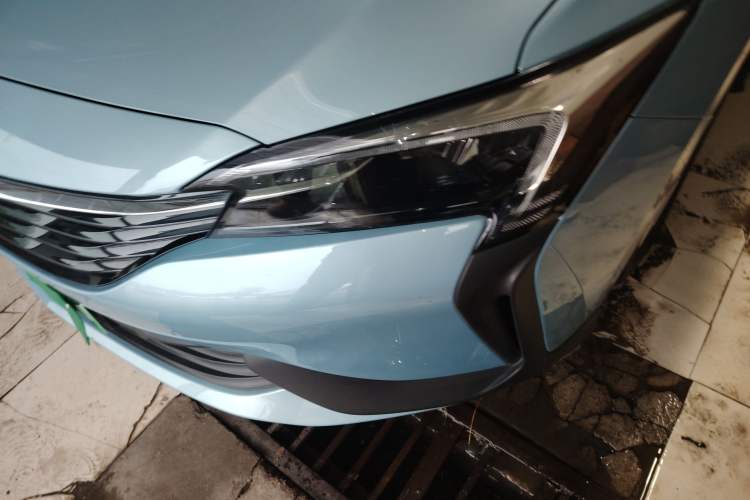 Used Buick Velite 6 2020 Plug-in Hybrid Connected Fashion Model
