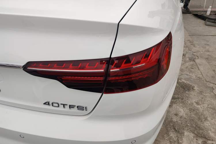 Used Audi A4L 2022 40 TFSI Fashion Dynamic Model
