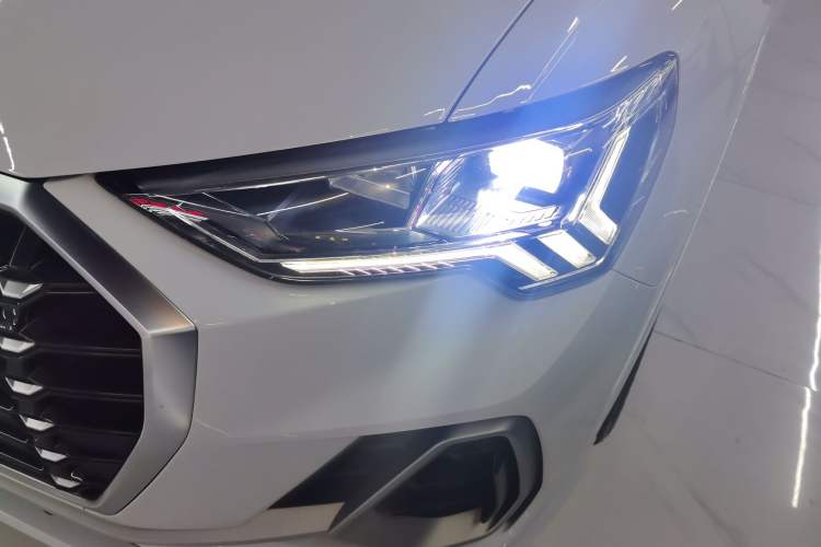 Used Audi Q3 2019 35 TFSI Advanced Dynamic Edition