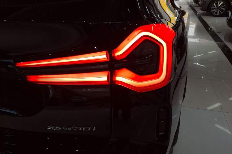 Used BMW X3 2023 xDrive30i Leading Model M Night Edition Package
