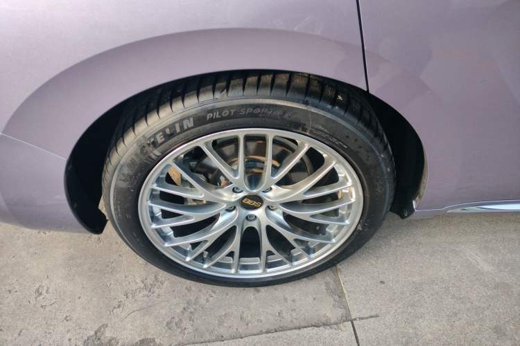 Used ORA Lightning Cat 2022 555 km Luxury Edition
