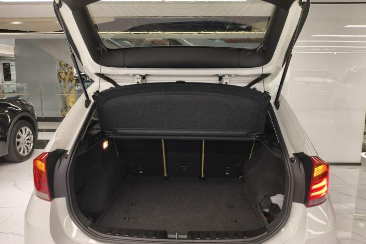 Used BMW X1 2013 sDrive18i Fashion Model
