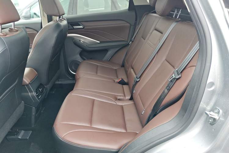 Used Wey VV6 2021 2.0T Two-Wheel Drive Smart Protection+
