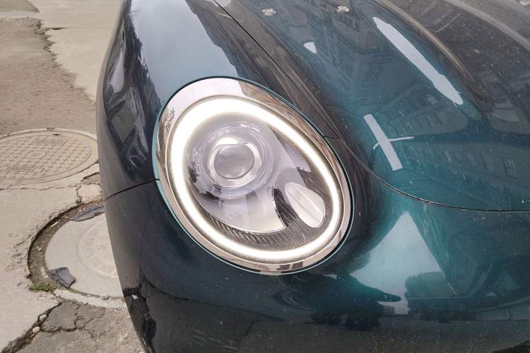 Used ORA Good Cat 2022 400km Standard Range Luxury Version Lithium Iron Phosphate
