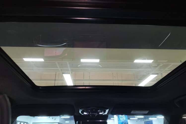 Used JETOUR Traveler 2023 2.0T All-Wheel Drive CrossPRO+
