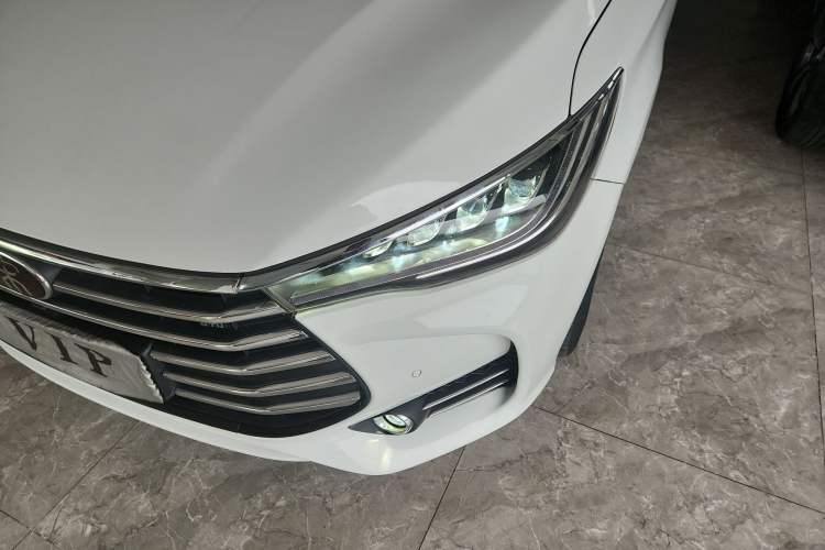 Used BYD Song MAX 2017 1.5T Automatic Smart Connect Prestige 7-Seater