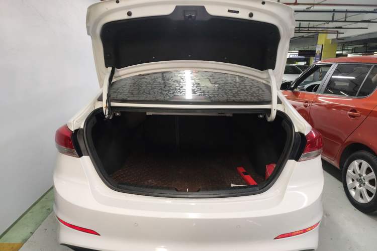 Used Hyundai Elantra 2019 1.5L CVT ZhiXuan – Elite Version
