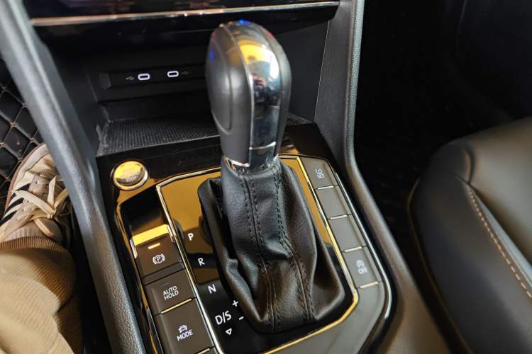 Used Volkswagen Tharu 2021 280TSI Two-Wheel-Drive Luxury Plus Edition