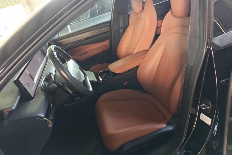 Used  L7 2022 Dynamic Model
