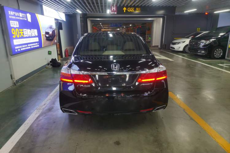 Used Honda Accord 2015 2.0L LX Comfort Edition
