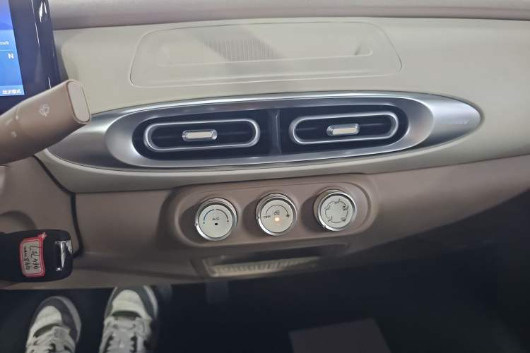 Used Wuling Hongguang MINIEV 2025 Four-Door Version Advanced Edition