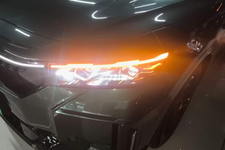 Used VOYAH FREE 2024 Ultra-Long Range Intelligent Driving Version
