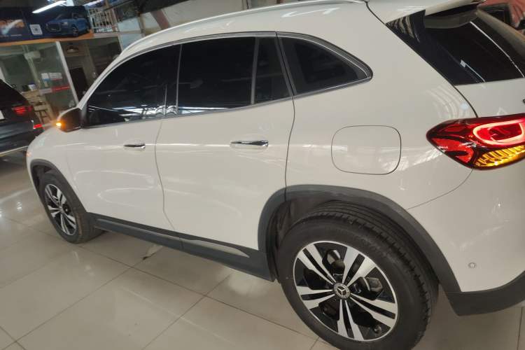 Used Mercedes-Benz GLA 2023 GLA 220
