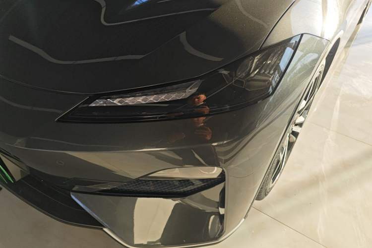 Used  SL03 2024 135Plus Glory Edition
