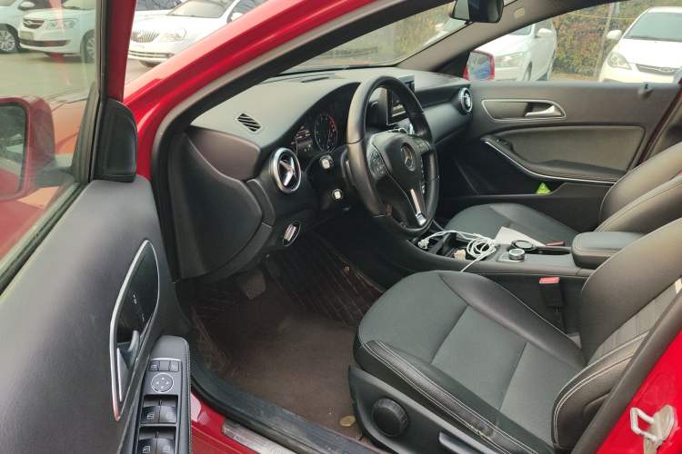 Used Mercedes-Benz A-Class 2015 A 180
