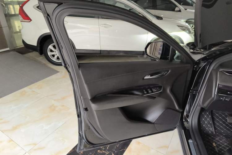 Used Cadillac XT4 2021 28T Two-Wheel Drive Tech Edition
