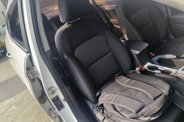 Used Hyundai Elantra 2016 1.6L Automatic ZhiXuan – Elite Version
