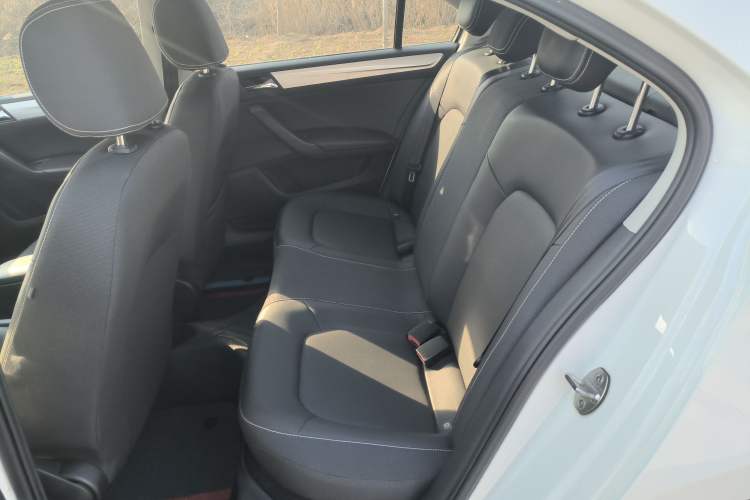 Used Skoda Rapid 2022 1.5L Automatic Comfort Edition
