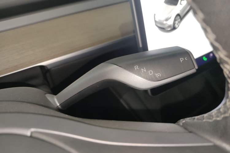 Used Tesla Model Y 2022 Rear-Wheel-Drive Version
