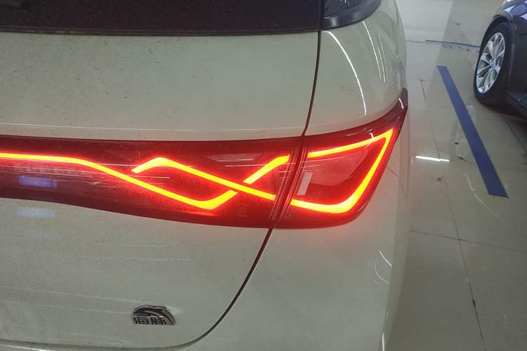 Used BYD Dolphin 2023 420 km Fashion Edition
