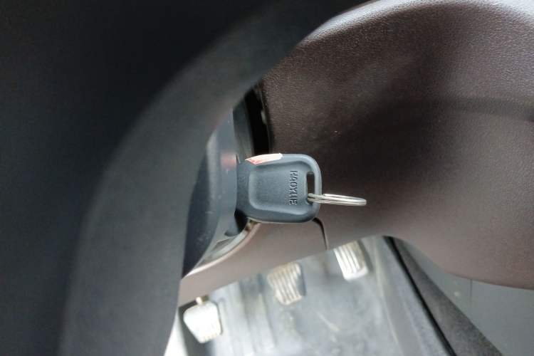 Used Dongfeng Fengon 330 2018 1.5L 330S Comfort Edition DK15