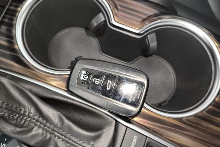 Used Toyota Camry 2019 Revised Version 2.5G Luxury Edition