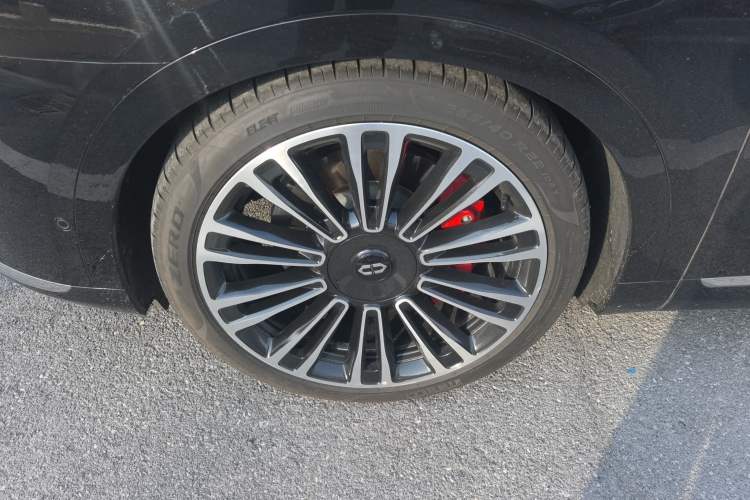 Used Hima AITO M9 2024 All-Electric Ultra Version 100 kWh 6-Seater Model
