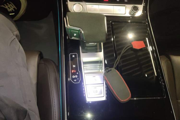 Used Audi A8 2019 Plus A8L 50 TFSI quattro Comfort Model
