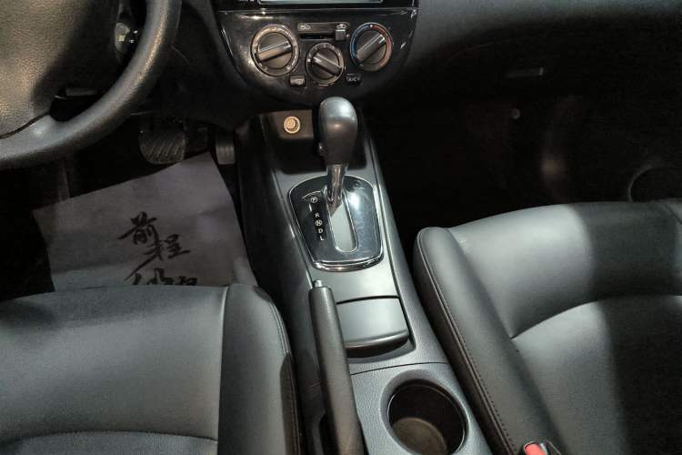 Used Nissan Tiida 2011 1.6L CVT Comfort Model
