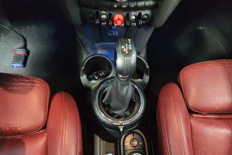 Used  MINI 2016 1.5T COOPER Five-Door Edition
