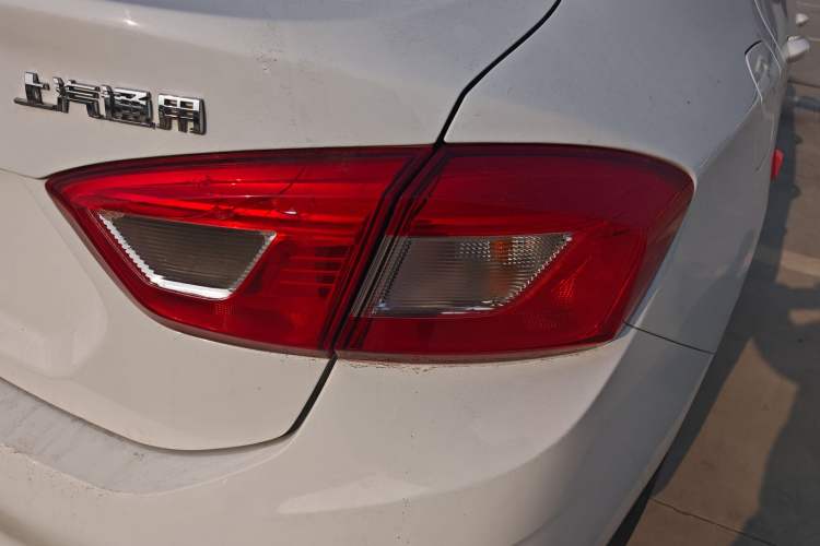 Used Chevrolet Cruze 2018 320 Automatic Pioneer Sunroof Edition
