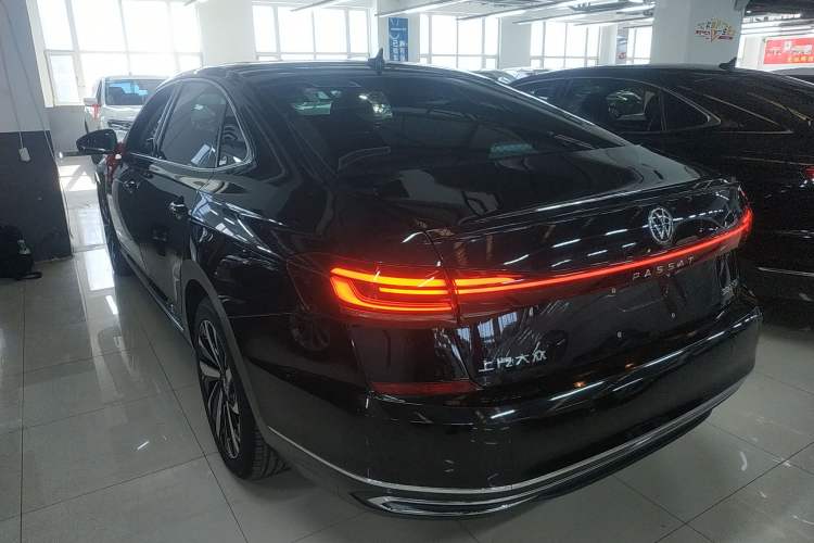 Used Volkswagen Passat 2024 380TSI Elite Edition
